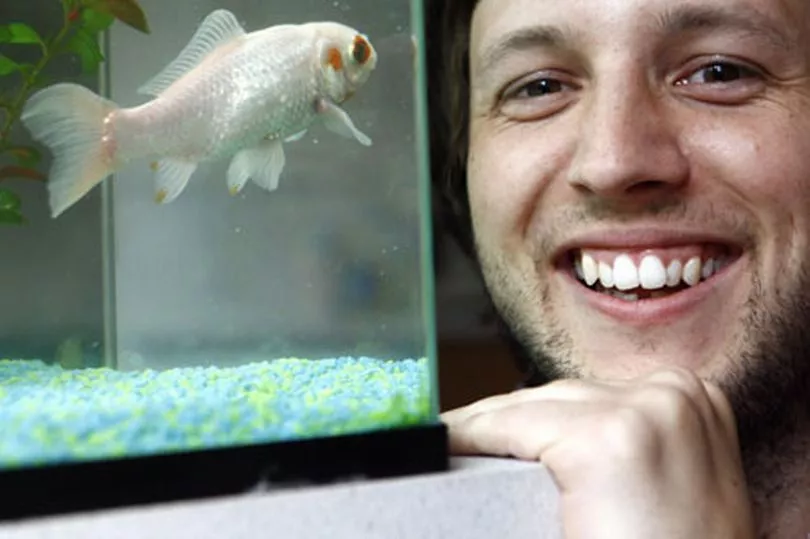 paul-palmer-with-goldfish-sharky