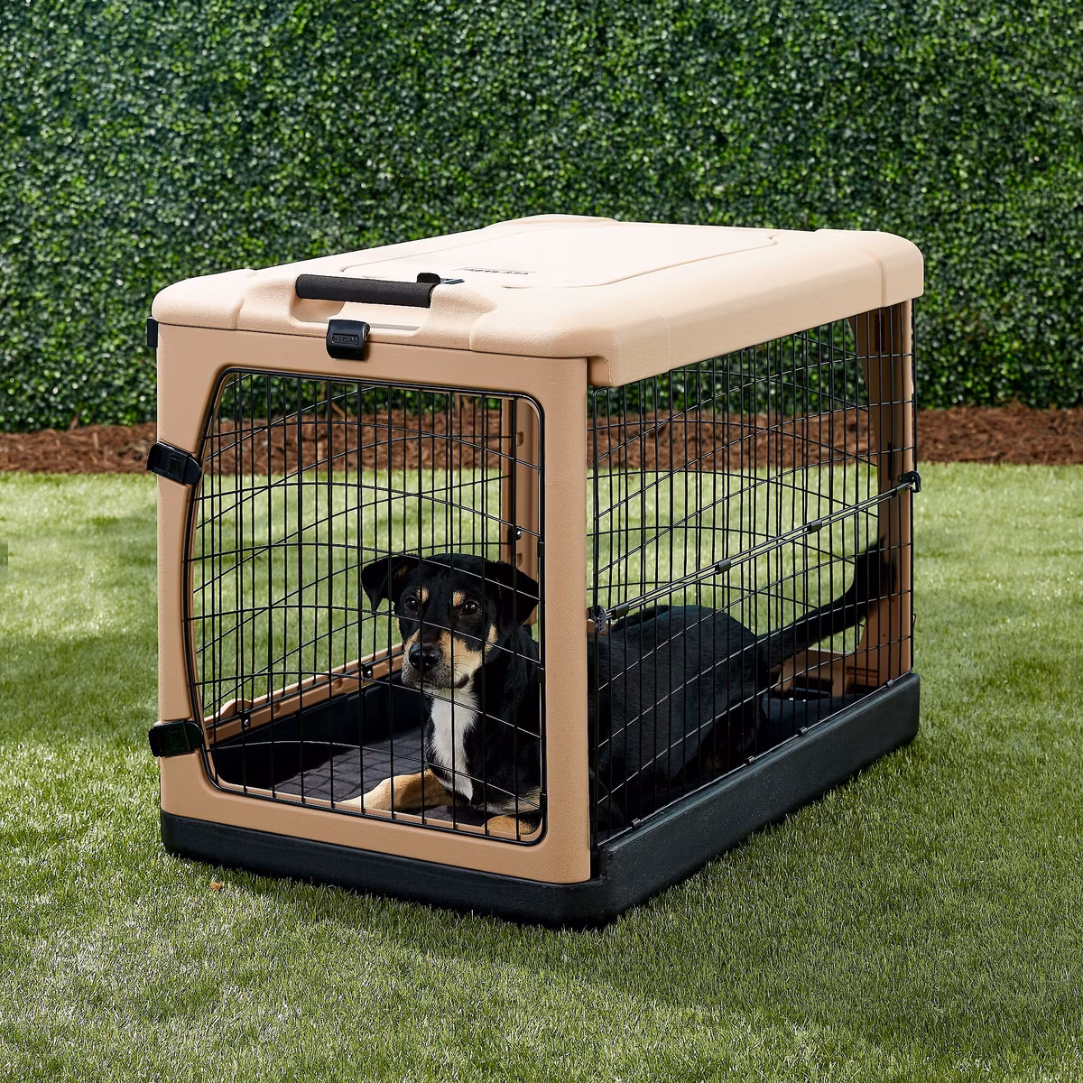 Pet Gear Dog Crate & Fleec
