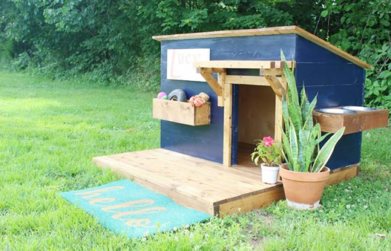 DIY Doghouse with Deck