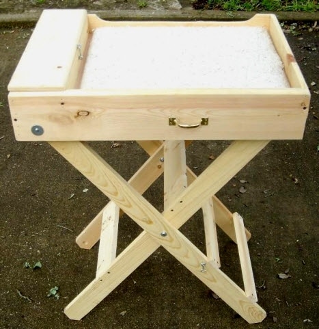 DIY Wood Grooming Table - PET DIYs