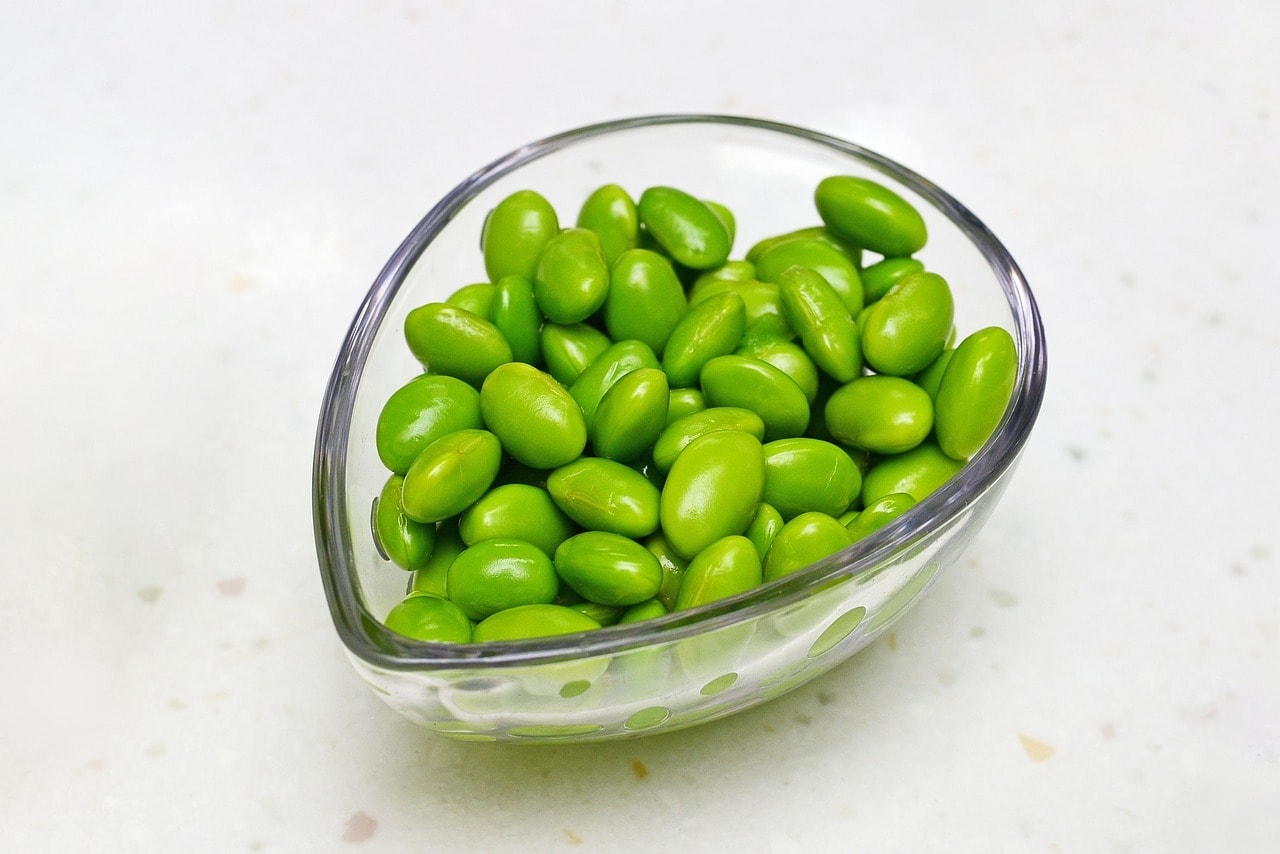 Edamame in a glass bowl