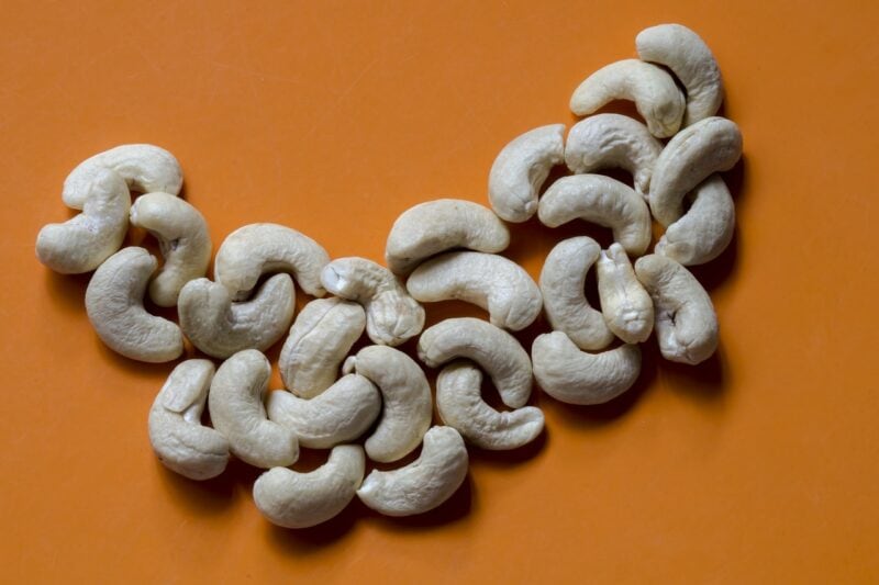 cashew-nuts-on-the-table
