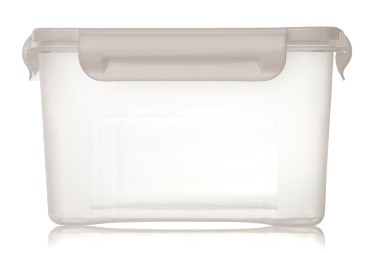 clear plastic storage container