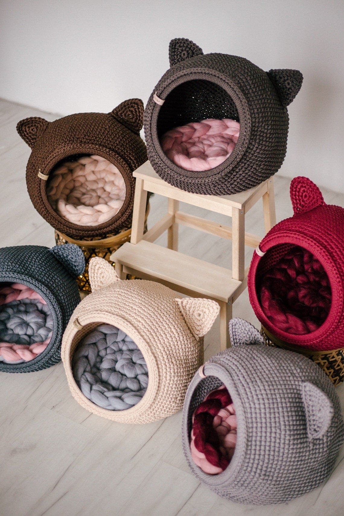 Hurma Crochet Cat House