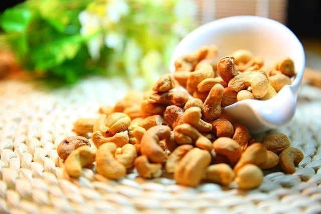 Can Dogs Eat Cashews