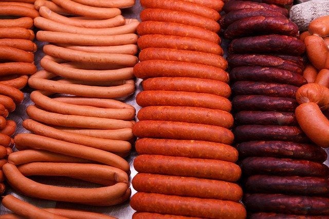 Can Dogs Eat Hot Dogs