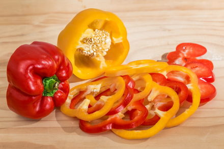 Can Bearded Dragons Eat Bell Peppers? Vet-Approved Feeding Facts