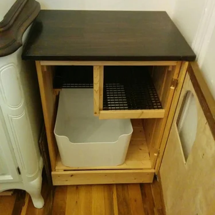 DIY cat litter box