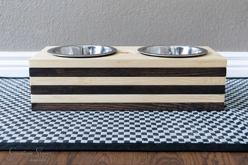 DIY elevated cat feeding station