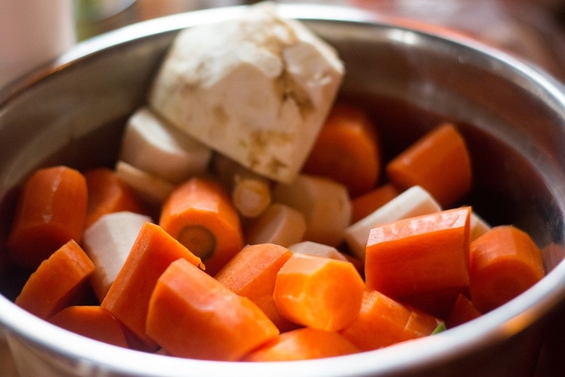 chicken and carrot broth