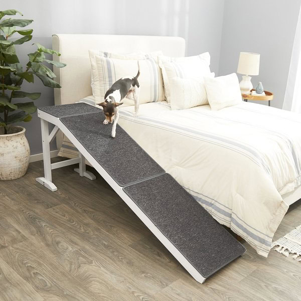 Frisco Deluxe Wooden Carpeted Cat & Dog Ramp