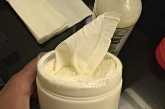 How To Make DIY Dog Grooming Wipes