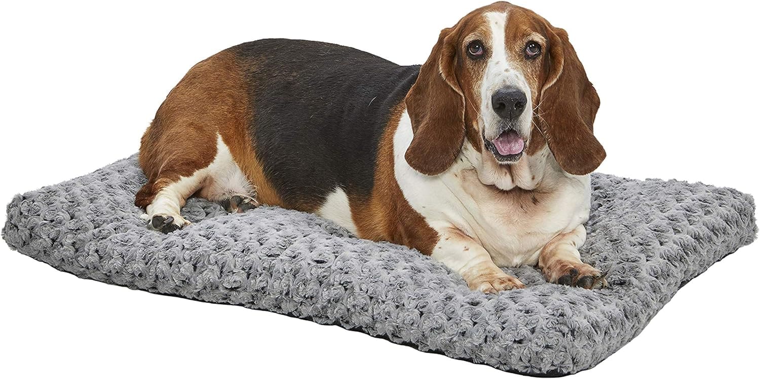 Midwest Homes for Pets Plush Dog Bed