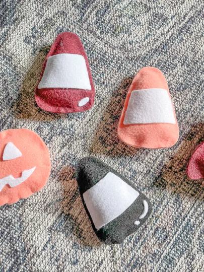 EASY HALLOWEEN DOG TOYS WITH YOUR CRICUT