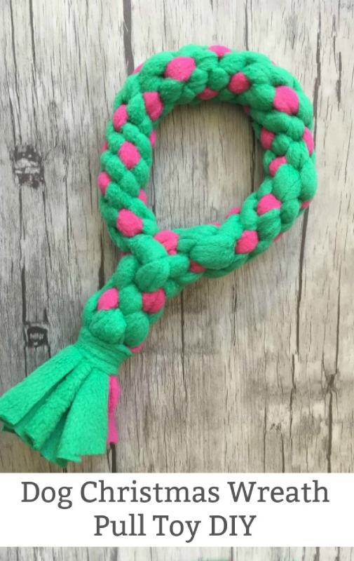 HOW TO MAKE A DOG CHRISTMAS WREATH PULL TOY DIY