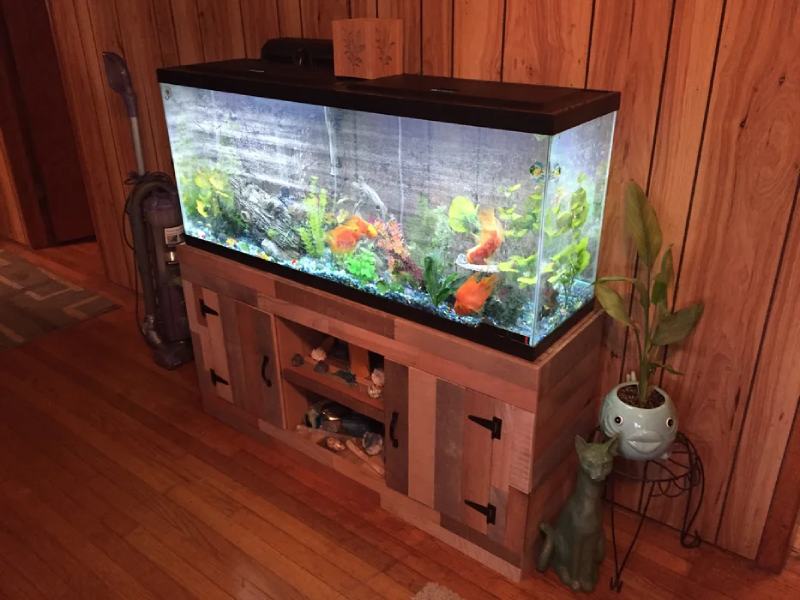 Reclaimed Pallet Fish Tank Stand