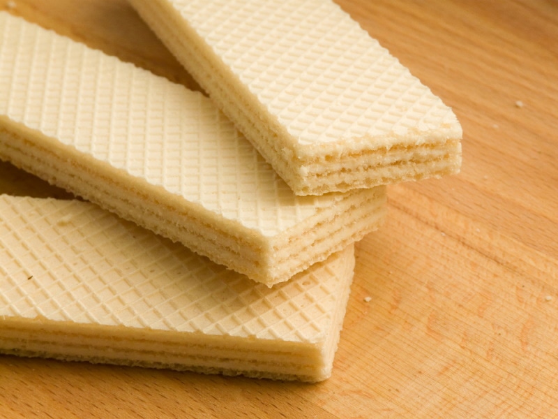 vanilla wafers on wooden table