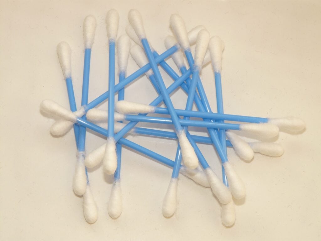 Cotton buds
