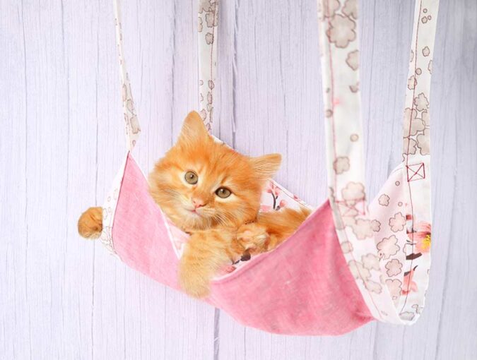 DIY Easy Sew Cat Hammock