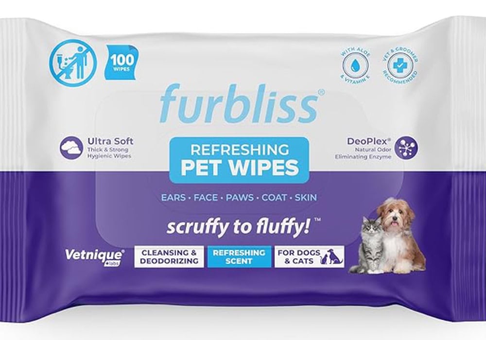 Vetnique Labs Furbliss Hygienic Pet Wipes for Dogs & Cats 