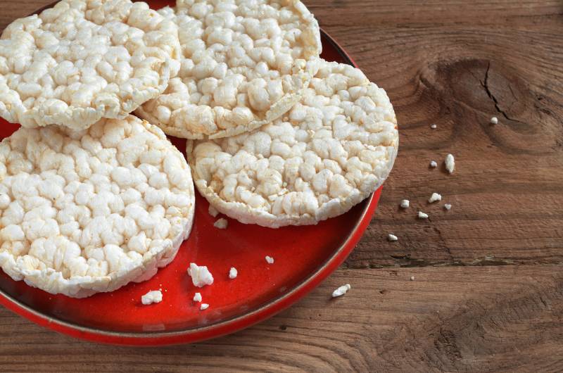 rice cakes in red plate