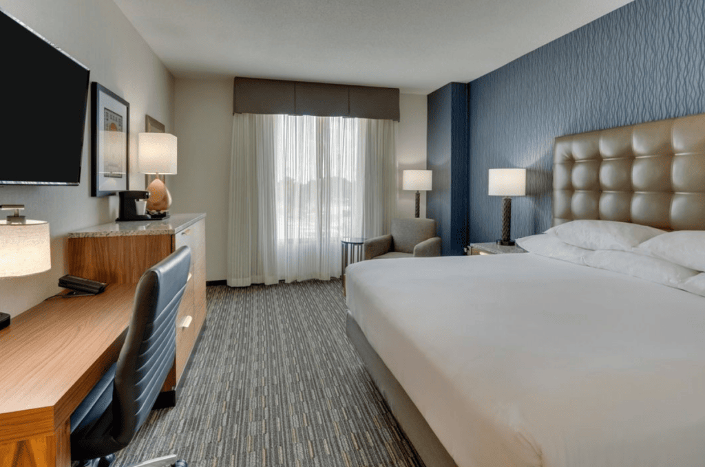 Drury Inn & Suites