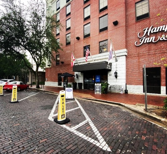 Hampton Inn & Suites Gainesville Downtown
