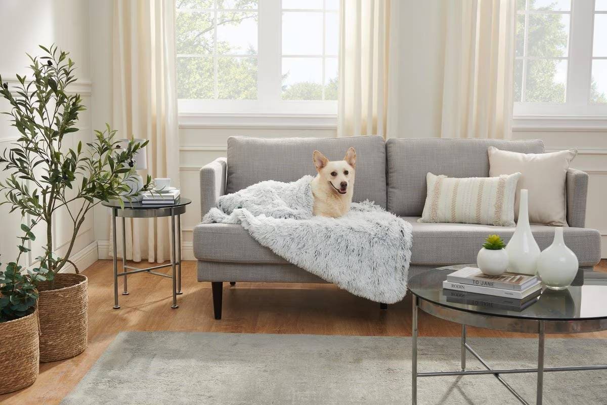 Best Friends by Sheri Throw Shag Dog & Cat Blanket