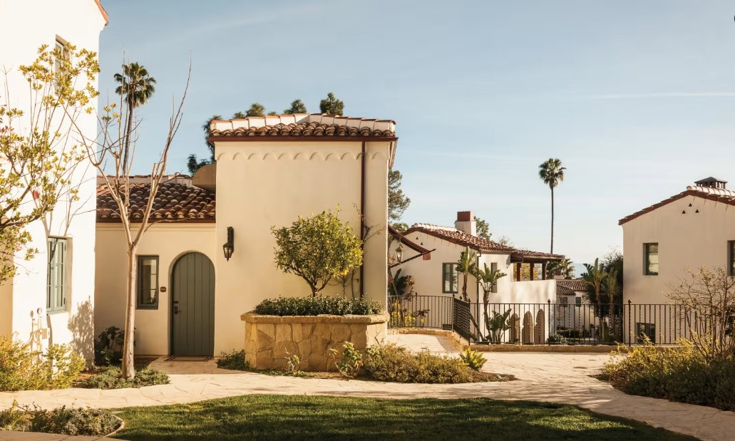 Images of El Encanto