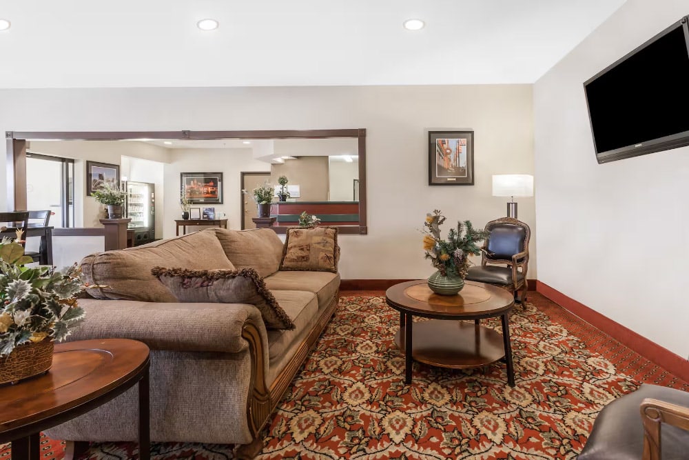 Days Inn Near Kansas City Speedway