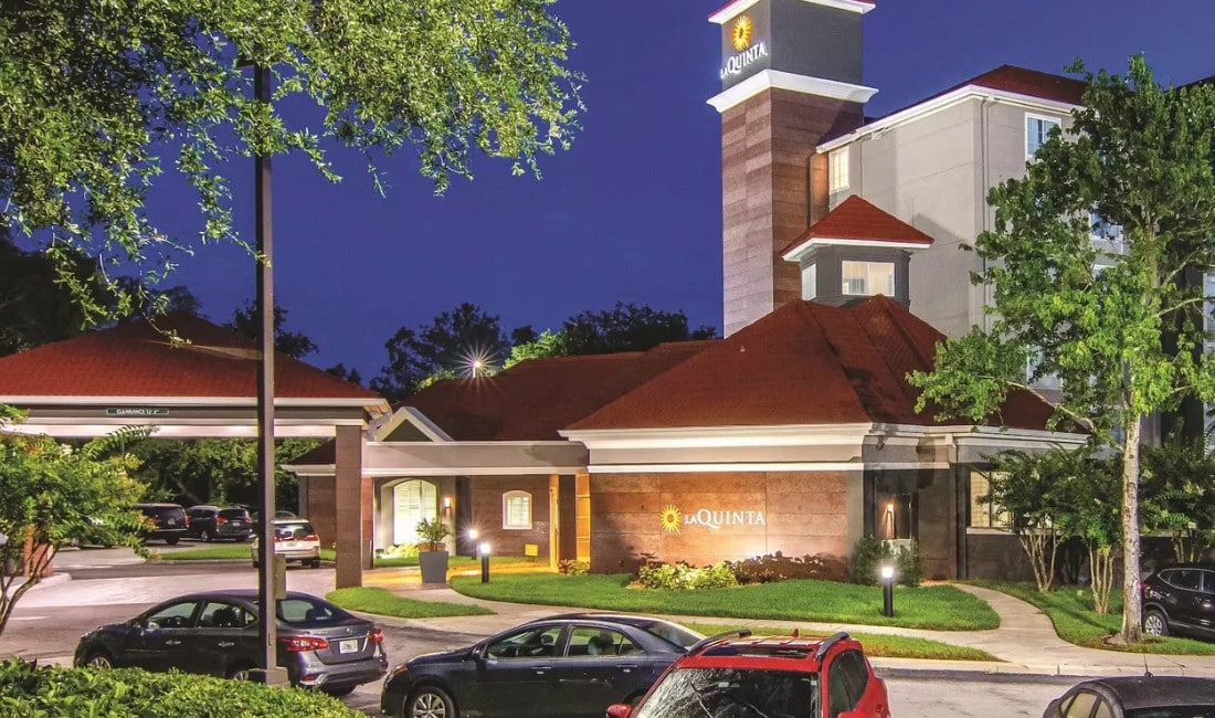 La Quinta Inn & Suites by Wyndham Orlando UCF