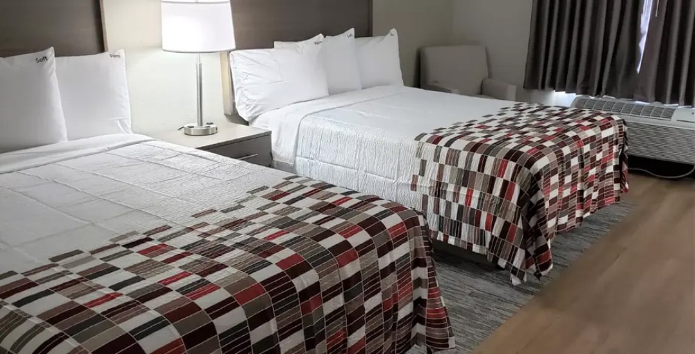 Red Roof Inn and Suites Vicksburg