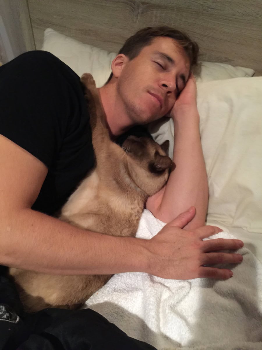 That snuggly arm though